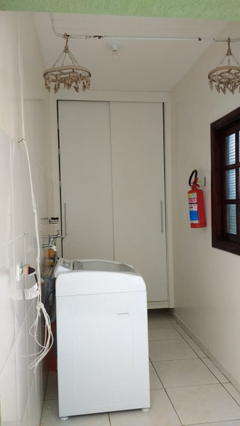 Casa à venda Loteamento Villa Branca com 174m² e 3 quartos por R$ 780.000 - 975093819-38.jpeg