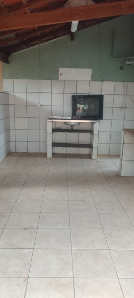 Casa à venda Jardim das Estacoes (Vila Xavier) com 150m² e 3 quartos por R$ 290.000 - 1173572664-whatsapp-image-2024-03-01-at-14.jpeg