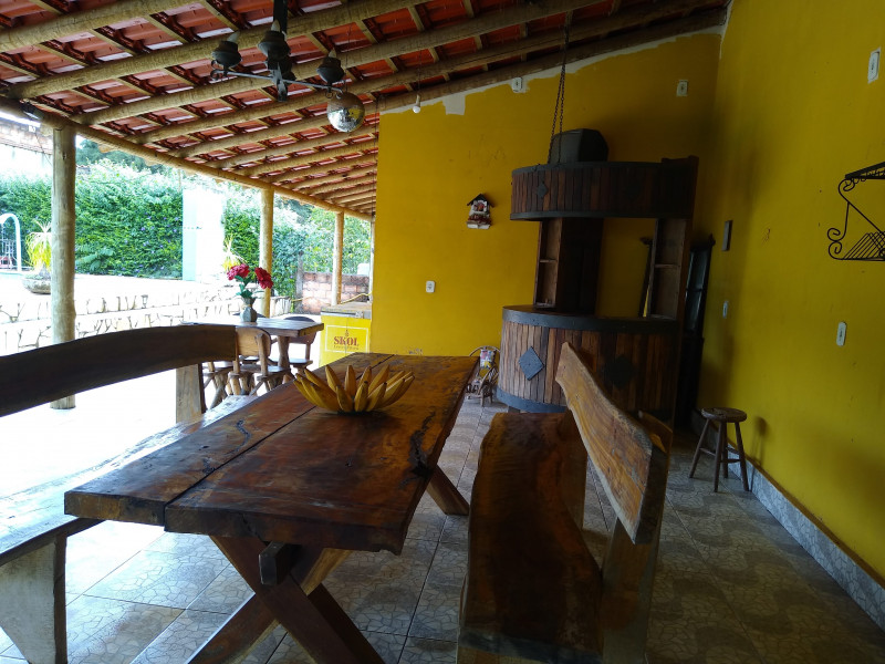 Sítio à venda Centro com 1000m² e 4 quartos por R$ 750.000 - 1278577431-img-20240115-151854668.jpg