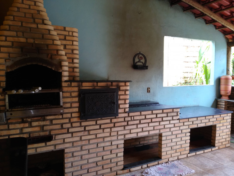 Sítio à venda Centro com 1000m² e 4 quartos por R$ 750.000 - 1539819000-img-20240115-151847602.jpg