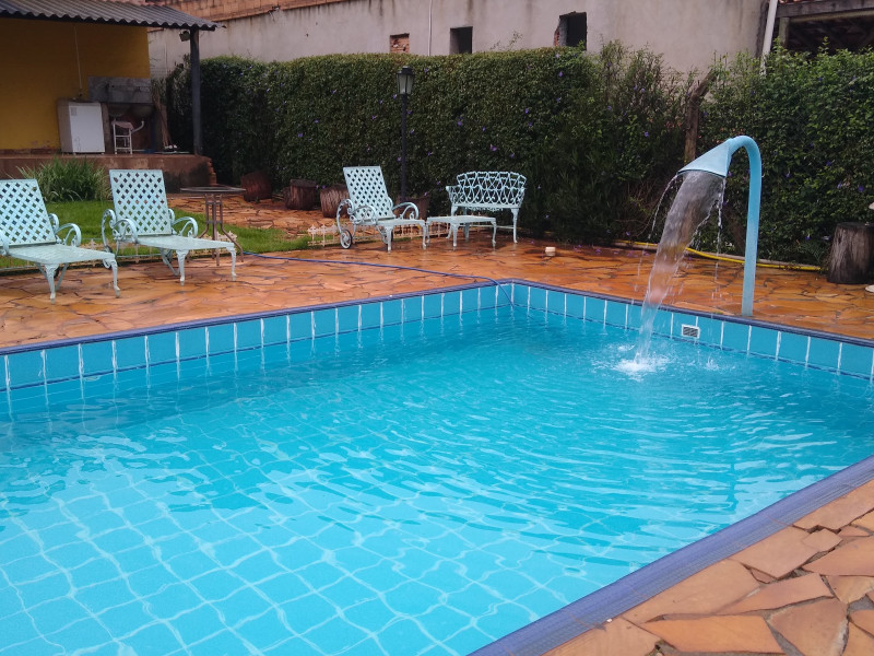 Sítio à venda Centro com 1000m² e 4 quartos por R$ 750.000 - 1709716132-piscina-3.jpg