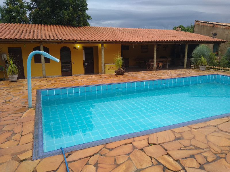 Sítio à venda Centro com 1000m² e 4 quartos por R$ 750.000 - 2097424023-piscina-2.jpg