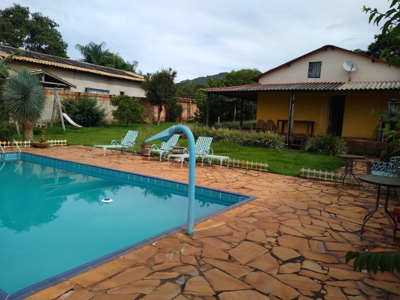 Sítio à venda Centro com 1000m² e 4 quartos por R$ 750.000 - 556818380-img-20240115-151654429.jpg