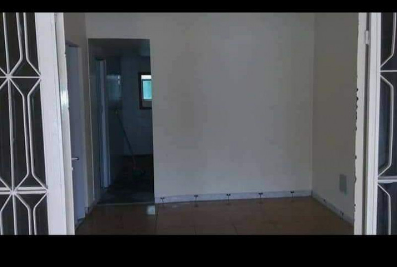 Casa à venda Vila do Tinguá com 230m² e 5 quartos por R$ 450.000 - 617703030-1000240121.jpeg