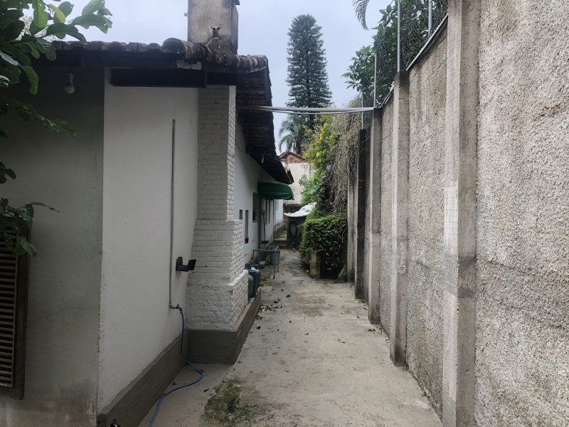 Casa à venda Vila Santo Antônio com 411m² e 4 quartos por R$ 1.390.000 - 289464125-img-1614.jpeg