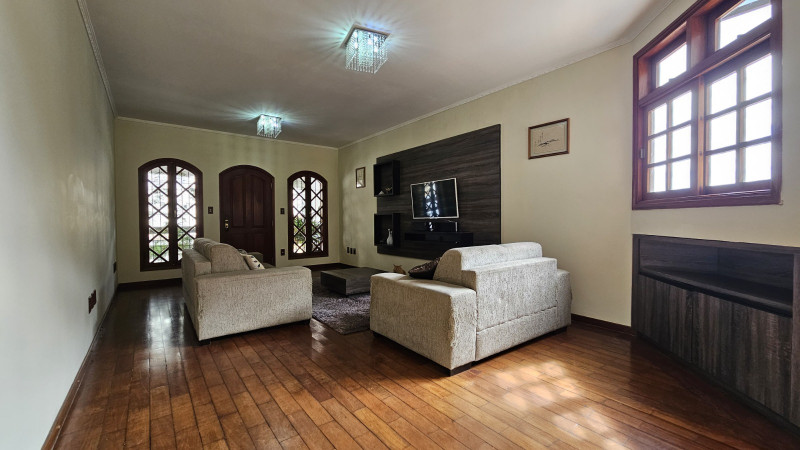 Casa à venda Centro com 383m² e 3 quartos por R$ 1.280.000 - 1536244753-whatsapp-image-2024-03-04-at-13.jpeg
