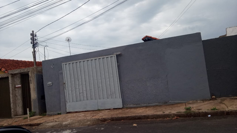 Casa à venda Centro com 260m² e 3 quartos por R$ 100.000 - 1298005568-img-20240227-wa0748.jpg