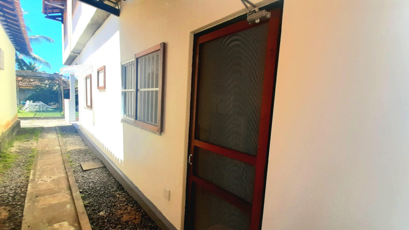 Casa de condomínio à venda Centro com 1200m² e 6 quartos por R$ 690.000 - 1815897796-acesso-kit-net-ao-jardim.jpeg