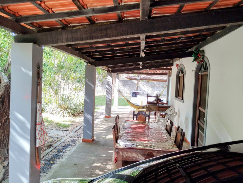 Casa de condomínio à venda Centro com 1200m² e 6 quartos por R$ 690.000 - 2096426143-varanda-casa-principal.jpeg