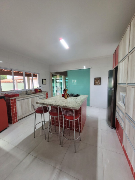 Chácara à venda Centro com 900m² e 5 quartos por R$ 820.000 - 1624410451-img-20230109-wa0059.jpg