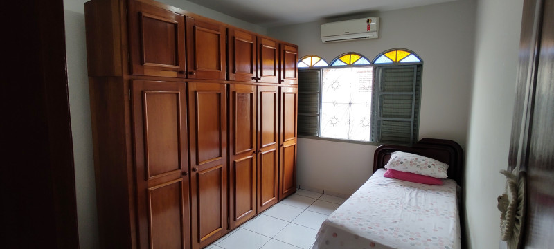 Casa à venda Jardim Sao Lourenco com 230m² e 4 quartos por R$ 550.000 - 1250648456-img-20240217-093242279.jpg
