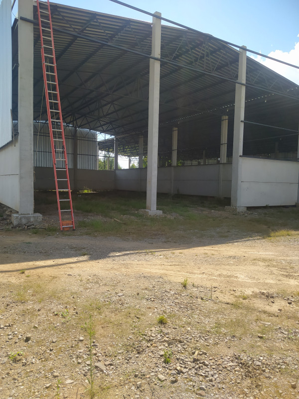 Comercial para alugar Centro com 750m² e 0 quartos por R$ 9 - 316583377-17098339707828666321619331158995.jpg
