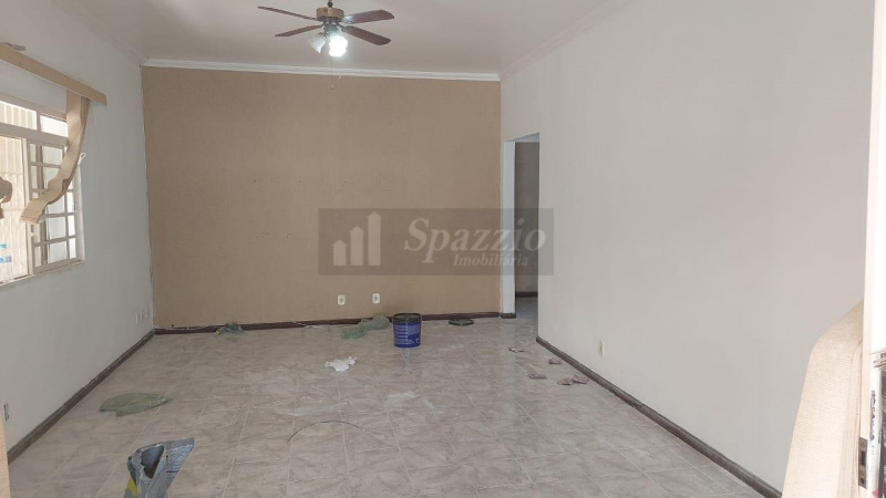 Casa à venda Centro com 432m² e 4 quartos por R$ 850.000 - 1556726480-20240208171039351041.jpg