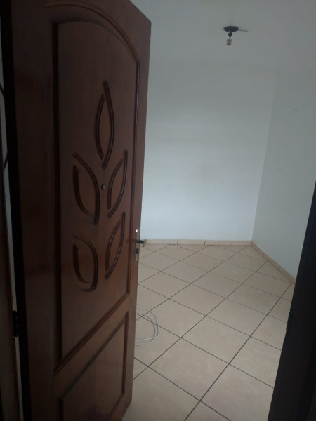 Apartamento à venda Conjunto Habitacional Presidente Castelo Branco com 54m² e 3 quartos por R$ 180.000 - 270590879-whatsapp-image-2024-03-04-at-11.jpeg
