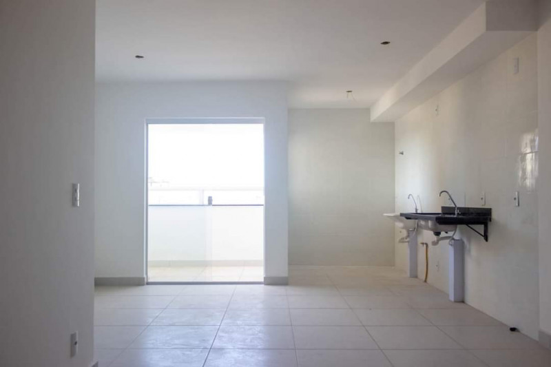 Apartamento à venda Martins com 56m² e 2 quartos por R$ 290.000 - 244000180-fb-img-1710019110377.jpg