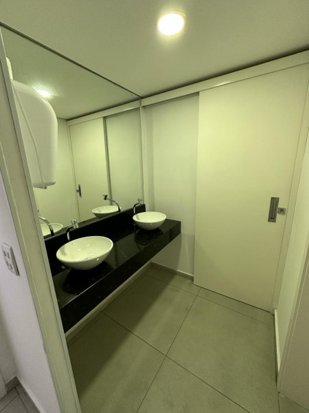 Comercial para alugar Centro com 200m² e 0 quartos por R$ 12.000 - 361407938-whatsapp-image-2024-03-09-at-22.jpeg