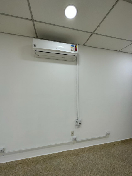 Comercial para alugar Centro com 200m² e 0 quartos por R$ 12.000 - 80497064-whatsapp-image-2024-03-09-at-22.jpeg