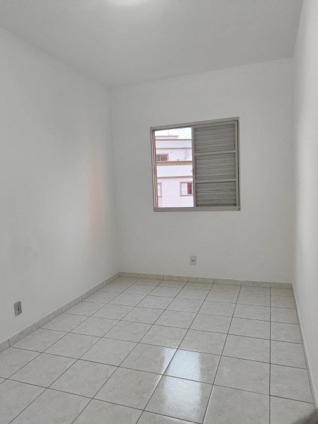 Apartamento à venda Vila Santa Terezinha com 56m² e 2 quartos por R$ 220.000 - 1048707161-quarto-2.jpg