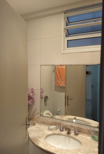 Apartamento à venda Copacabana com 148m² e 3 quartos por R$ 1.150.000 - 1942201561-banheiro-2.jpg
