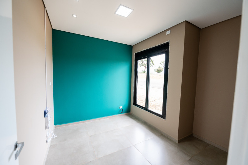 Casa de condomínio à venda RIVIERA DE SANTA CRISTINA III com 190m² e 3 quartos por R$ 800.000 - 1127134307-whatsapp-image-2024-03-10-at-19.jpeg