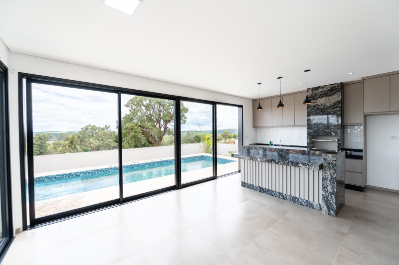 Casa de condomínio à venda RIVIERA DE SANTA CRISTINA III com 190m² e 3 quartos por R$ 800.000 - 129627866-whatsapp-image-2024-03-10-at-19.jpeg