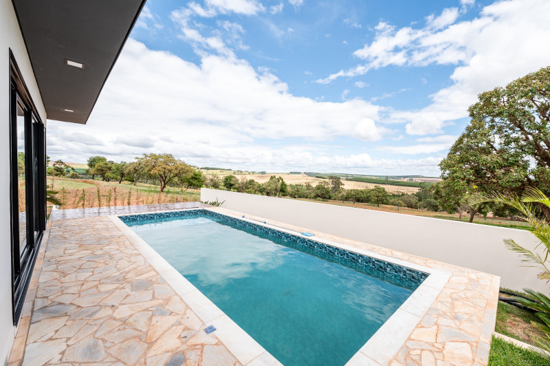 Casa de condomínio à venda RIVIERA DE SANTA CRISTINA III com 190m² e 3 quartos por R$ 800.000 - 1722971489-whatsapp-image-2024-03-10-at-19.jpeg