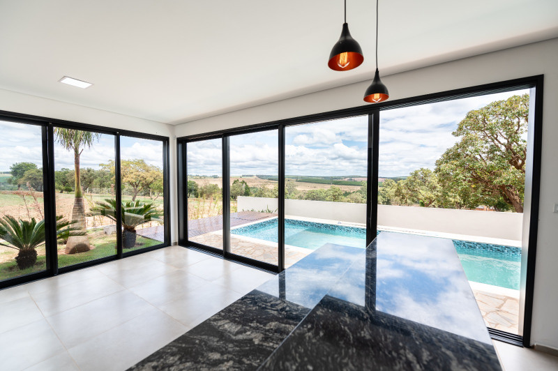 Casa de condomínio à venda RIVIERA DE SANTA CRISTINA III com 190m² e 3 quartos por R$ 800.000 - 239692378-whatsapp-image-2024-03-10-at-19.jpeg
