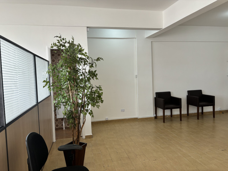 Comercial à venda Centro com 56m² e 0 quartos por R$ 220.000 - 1098212724-img-0671.jpeg