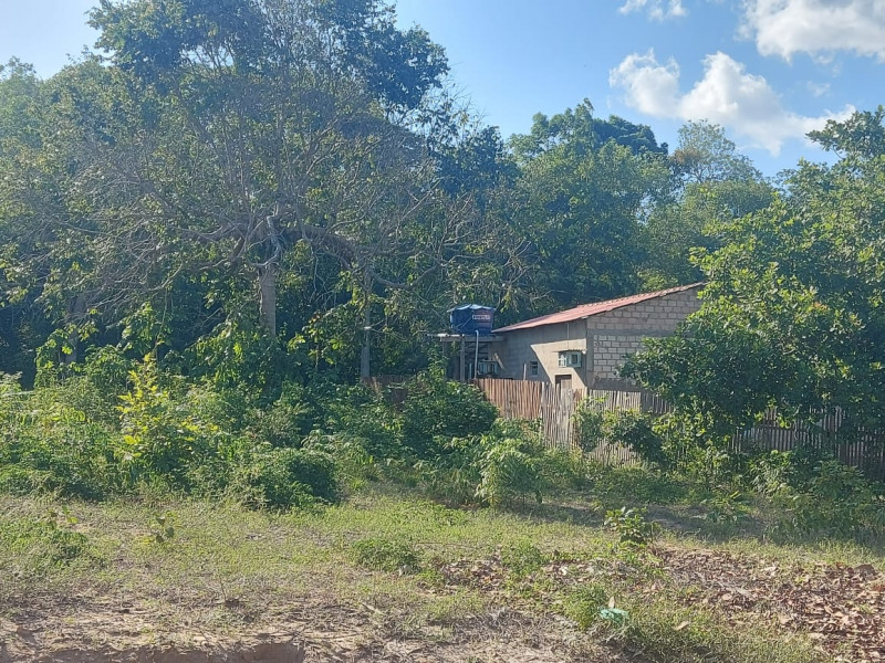 Terreno à venda Centro com 20m² e 0 quartos por R$ 22.000 - 1611132501-1000394222.jpg