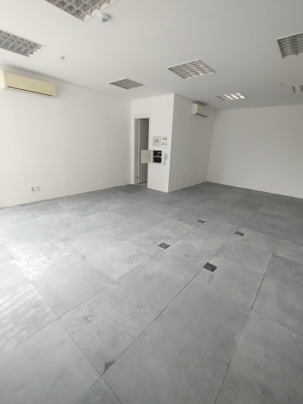 Comercial para alugar Alphaville Centro Industrial e Empresarial/Alphaville. com 50m² e 0 quartos por R$ 2.900 - 308926888-img-20240306-122406785.jpg