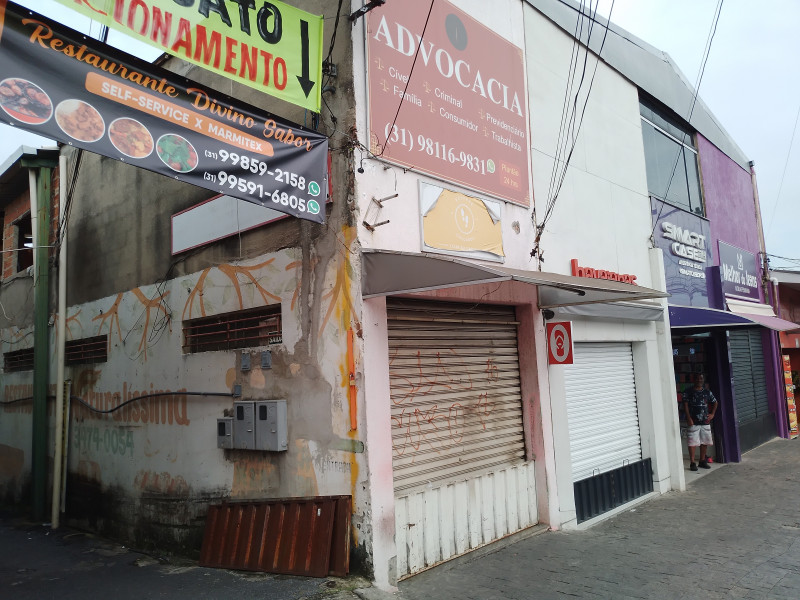 Comercial para alugar Glória com 525m² e 0 quartos por R$ 0 - 1590662527-1000080707.jpg