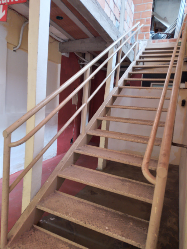 Comercial para alugar Glória com 525m² e 0 quartos por R$ 0 - 1624402300-1000080718.jpg