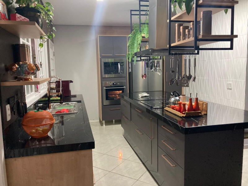 Casa à venda Vila Aurea com 270m² e 3 quartos por R$ 14.000.000 - 1770576121-imagem-do-whatsapp-de-2024-02-24-as-12.jpg