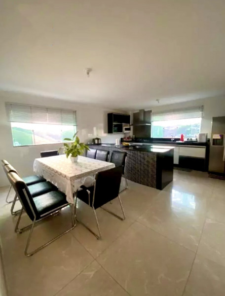 Casa à venda Quintas das Avenidas com 350m² e 5 quartos por R$ 1.400.000 - 556806432-820a3870-9e28-49c7-b2bd-87de4b1ac614.jpeg