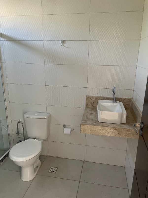 Casa de condomínio à venda Centro com 210m² e 4 quartos por R$ 900.000 - 25381344-00ec6d24-9a4d-4787-b257-6e503a2c7eb5.jpeg