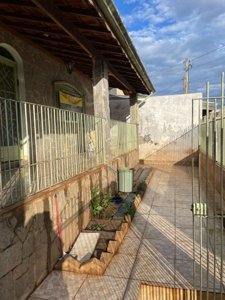 Casa à venda Cidade Jardim com 360m² e 3 quartos por R$ 400.000 - 1170543724-b09e2187-495b-4d34-866f-3503c7da0b18.jpeg