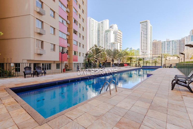 Apartamento à venda Sul (Águas Claras) com 69m² e 2 quartos por R$ 565.000 - 1204056101-piscina.jpg