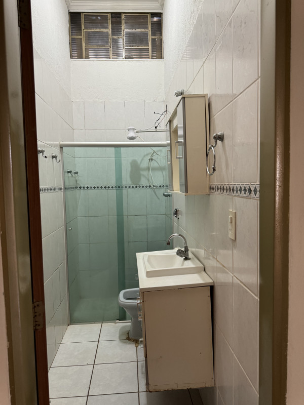 Casa à venda Conjunto Habitacional Jardim das Palmeiras com 162m² e 3 quartos por R$ 215 - 1069706760-img-7177.jpeg