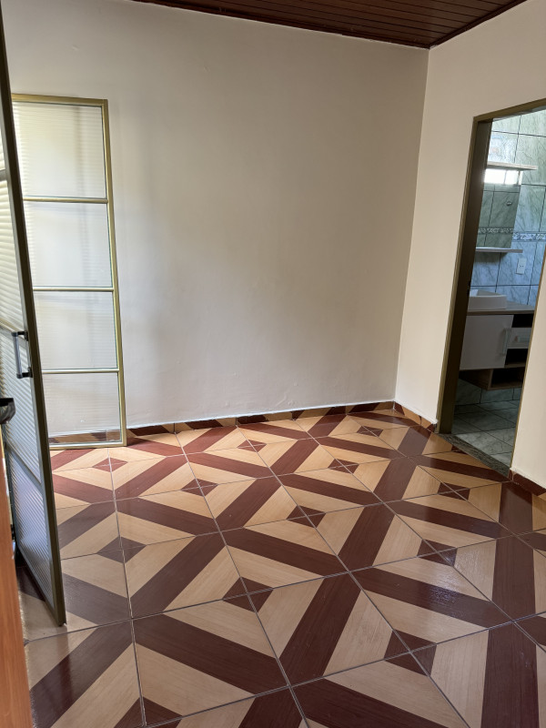 Casa à venda Conjunto Habitacional Jardim das Palmeiras com 162m² e 3 quartos por R$ 215 - 1989798775-img-7179.jpeg