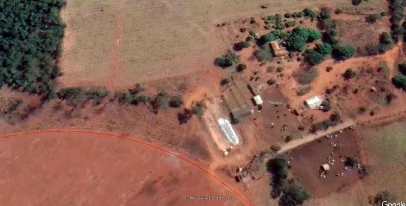 Fazenda à venda Centro com 20700000m² e 3 quartos por R$ 4.000.000 - 1756788109-vistaaereasedecurral.jpg