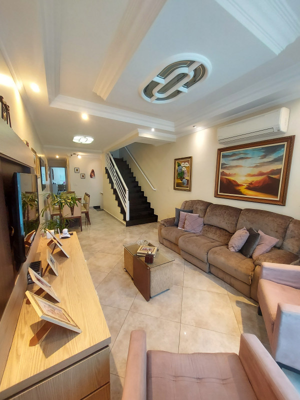 Casa à venda Embaré com 228m² e 4 quartos por R$ 1.300.000 - 2025845810-20240309-150452.jpg