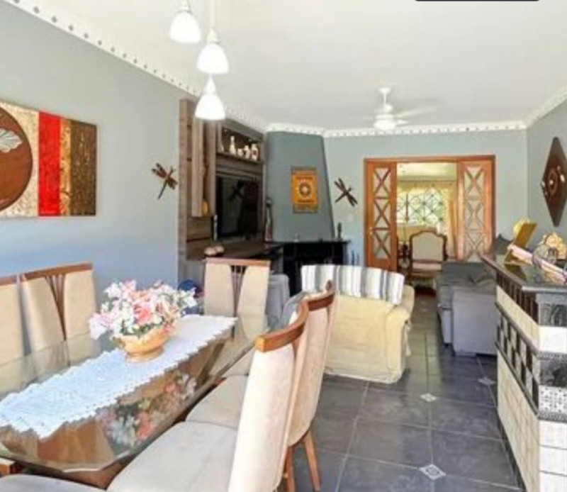 Casa à venda Ipanema com 328m² e 4 quartos por R$ 1.420.000 - 47718012-inbound2250565790973088015.jpg