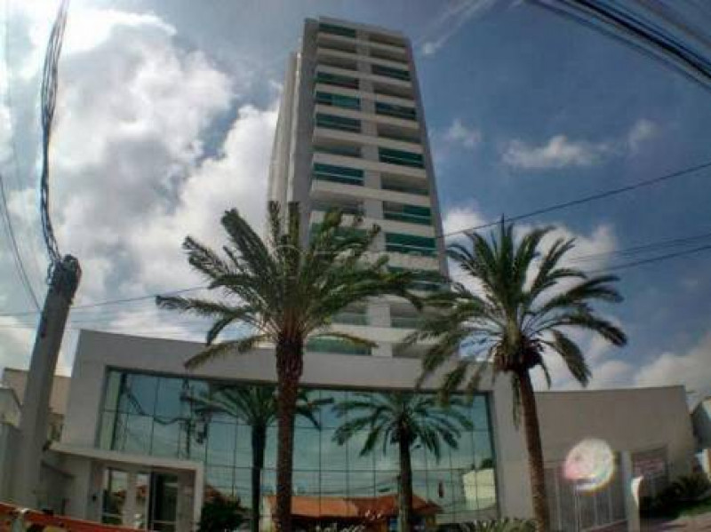 Apartamento à venda Centro com 94m² e 3 quartos por R$ 570.000 - 1545641780-frente-do-predio.jpg