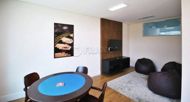 Apartamento à venda Centro com 94m² e 3 quartos por R$ 570.000 - 377268496-sala-de-jogos-a.jpg