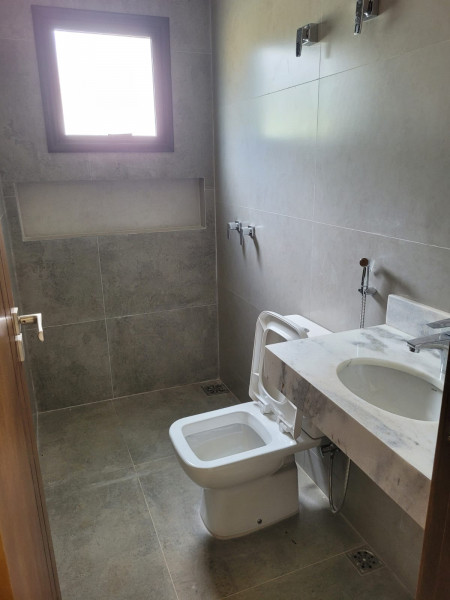 Casa de condomínio à venda Jardins Bolonha com 214m² e 4 quartos por R$ 1.500.000 - 1265459540-a89393de-8b8c-48f1-905e-3110df2f1416.jpg