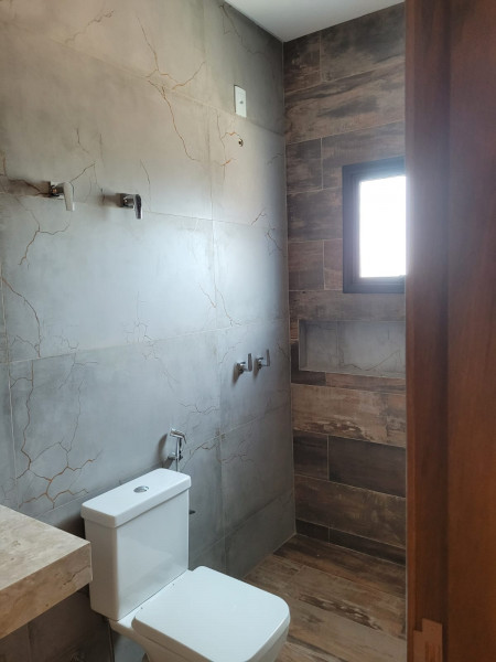 Casa de condomínio à venda Jardins Bolonha com 214m² e 4 quartos por R$ 1.500.000 - 1599806310-2956e6a3-5218-458b-a558-5920ba246175.jpg