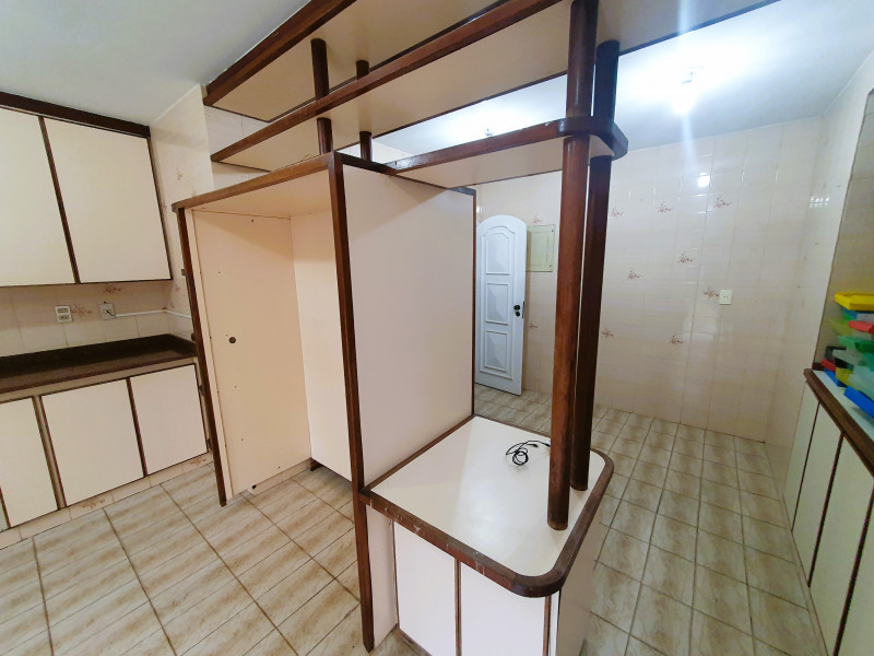 Casa de condomínio à venda Anil com 478m² e 5 quartos por R$ 1.650.000 - 1444238228-20240220-150045.jpg