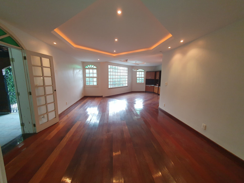 Casa de condomínio à venda Anil com 478m² e 5 quartos por R$ 1.650.000 - 271173602-20240220-150023.jpg