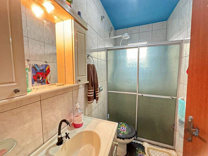 Casa à venda Uvaranas com 240m² e 4 quartos por R$ 475.000 - 799343955-inbound646972352288856144.jpg