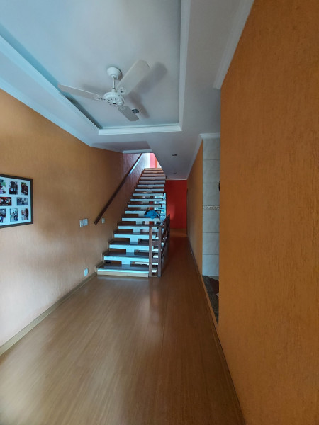 Casa à venda Bráz De Pina com 300m² e 4 quartos por R$ 650.000 - 1250199542-whatsapp-image-2024-03-16-at-10.jpeg